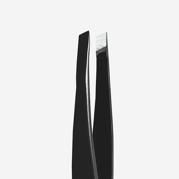 Pinza para cejas negra EXPERT 11/4b