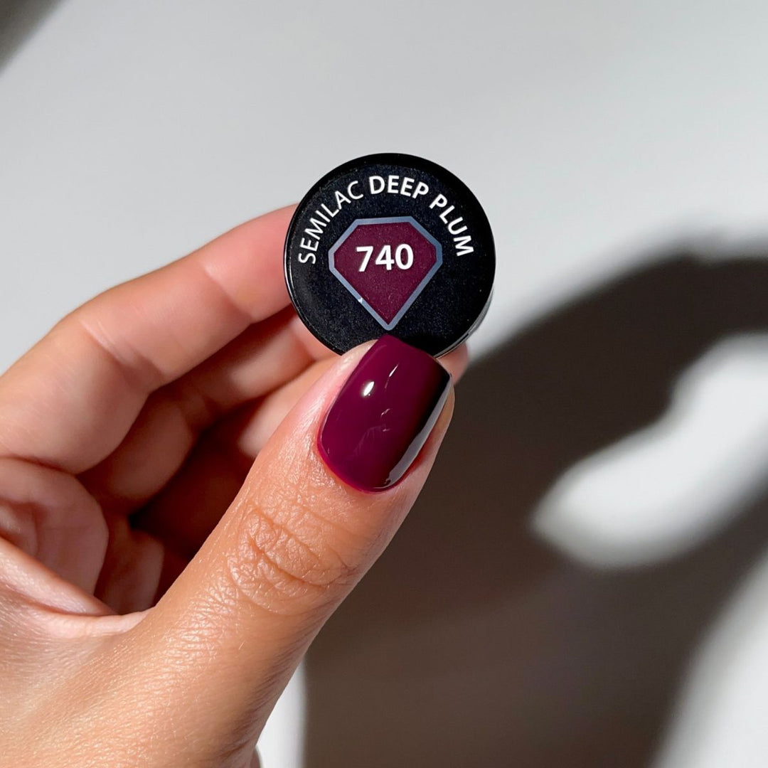 740 Deep Plum Semilac 7ml