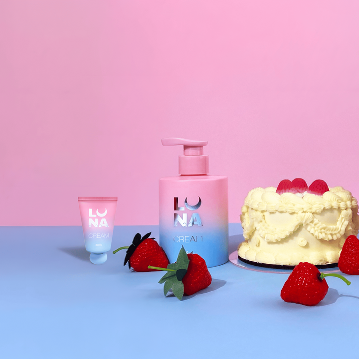 Lunamoon Hand Cream Strawberry Dessert 300ml