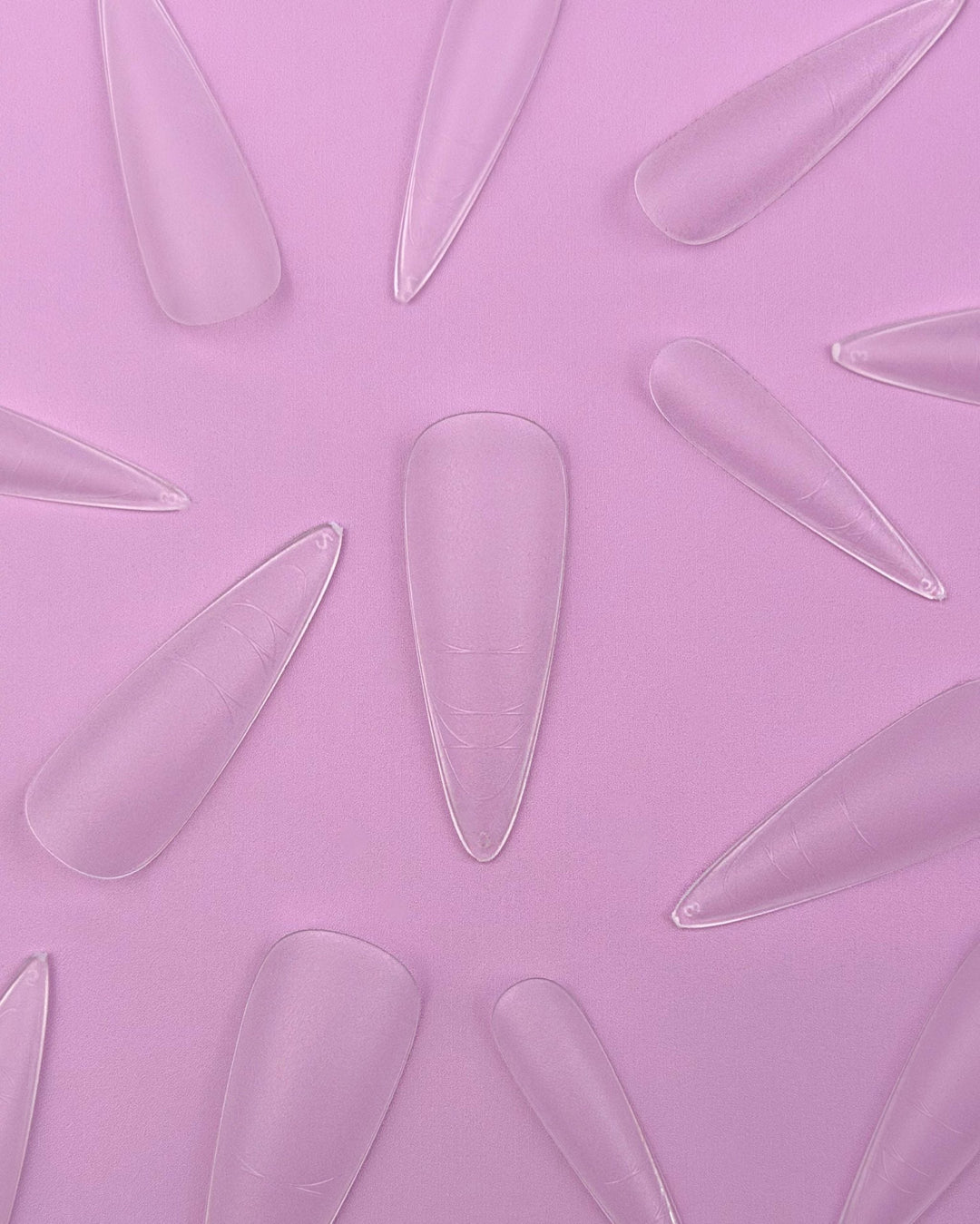 TIPS GEL STILETTO MEDIUM LUNAMOON 240 pcs